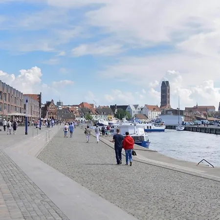 Hafenspitze App 06 Wismar
